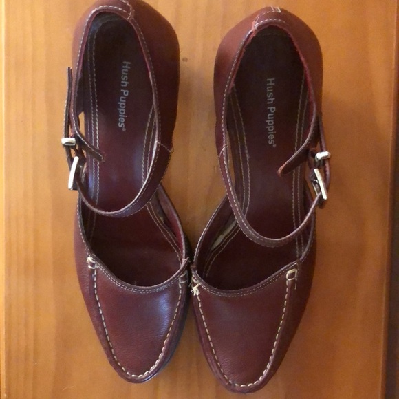 Hush Puppies deep red Mary Jane heels - Picture 2 of 6